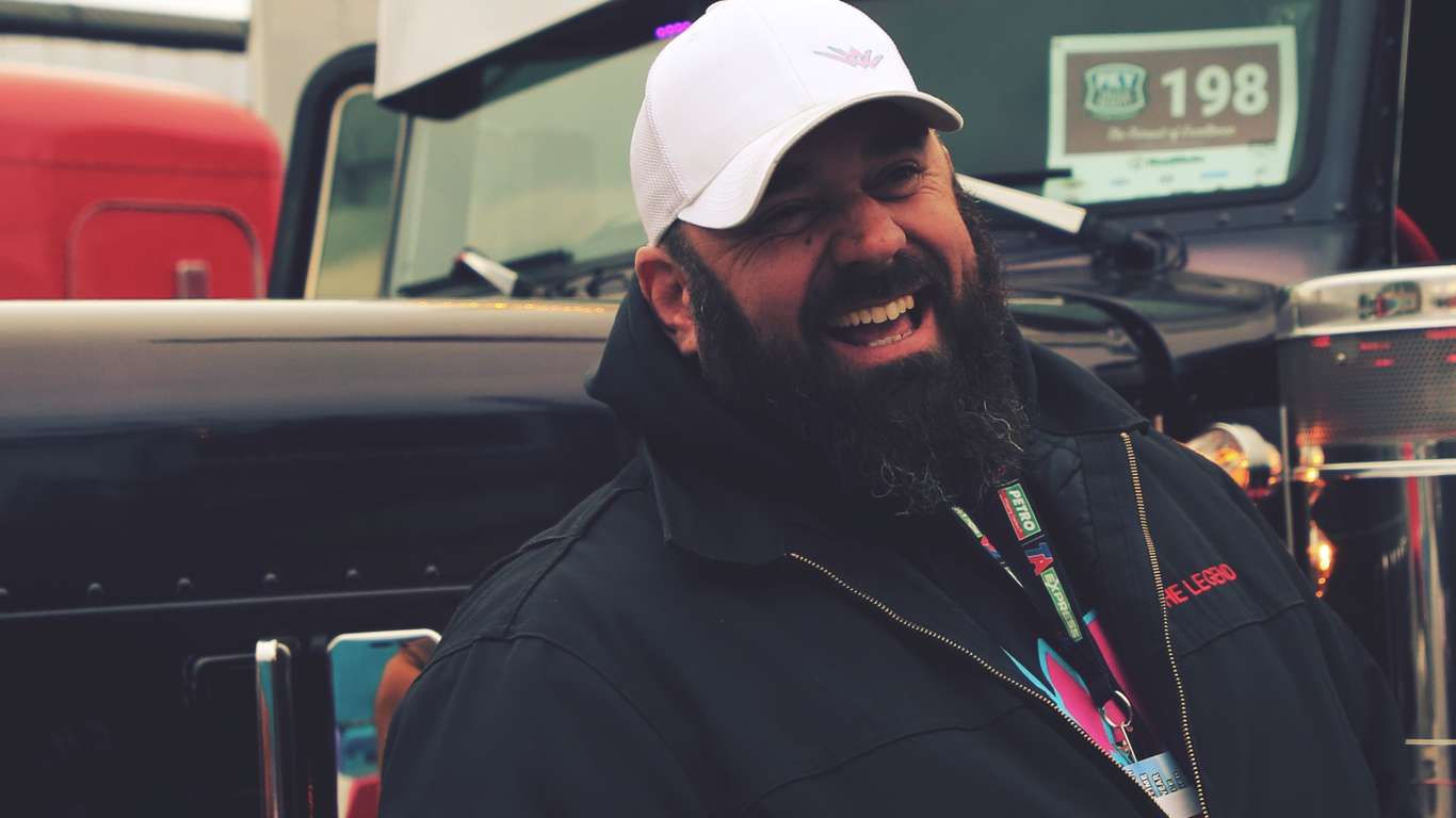 How to Find Happiness in Trucking - featured image