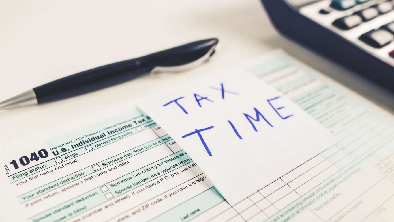 Tax Deductibles for Owner Operators and Contract Drivers - featured image